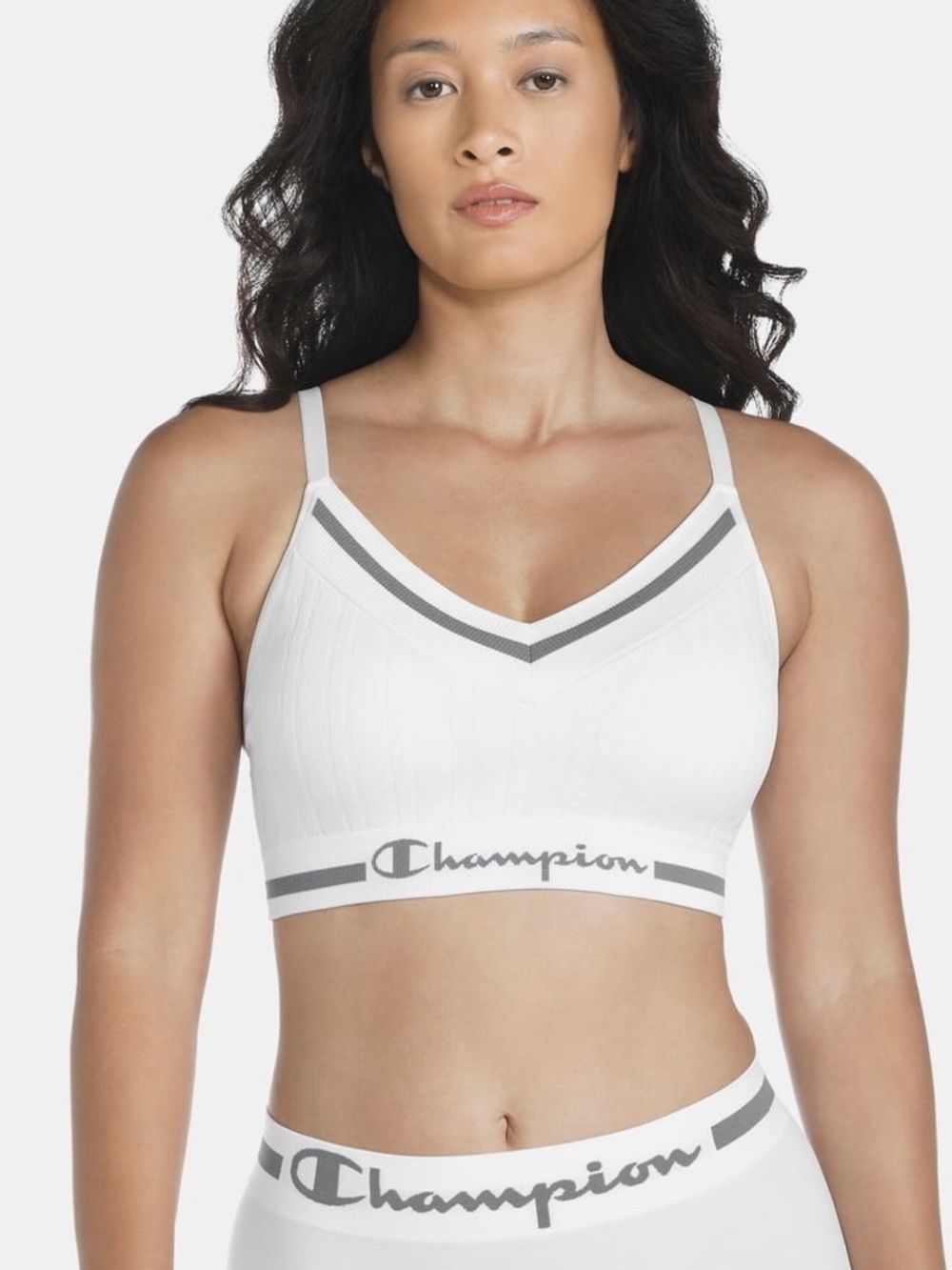 Champion Women's Seamless
Low Impact Bra, Medium, White